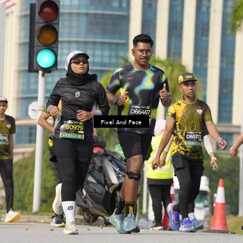 Runner Photo 6495128