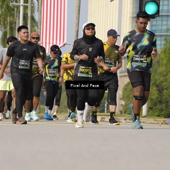 Runner Photo 6495136