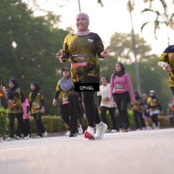Runner Photo 6495145