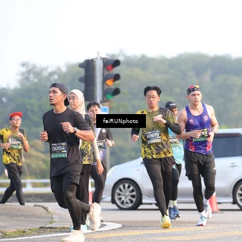 Runner Photo 6495155