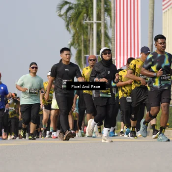 Runner Photo 6495169