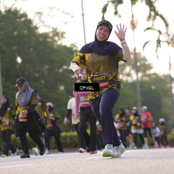 Runner Photo 6495172