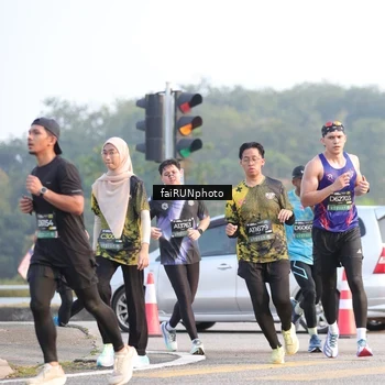 Runner Photo 6495178