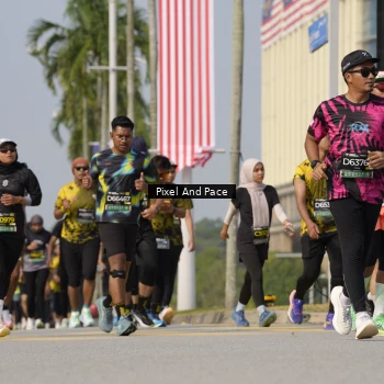 Runner Photo 6495179