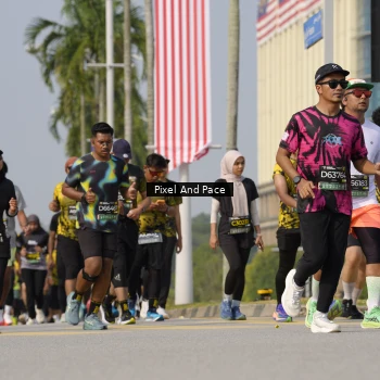 Runner Photo 6495183
