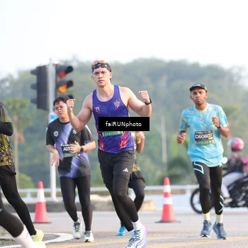 Runner Photo 6495185