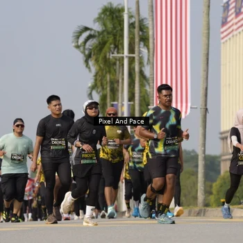 Runner Photo 6495193