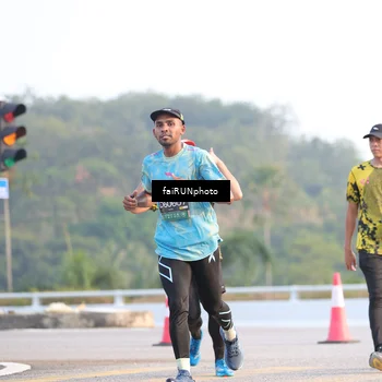Runner Photo 6495209