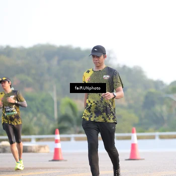 Runner Photo 6495210