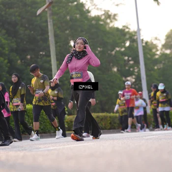 Runner Photo 6495221