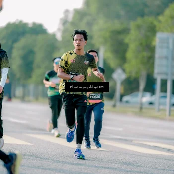 Runner Photo 6495290