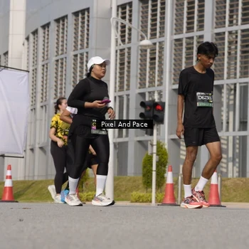 Runner Photo 6495309