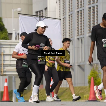 Runner Photo 6495335
