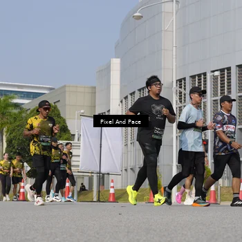 Runner Photo 6495370