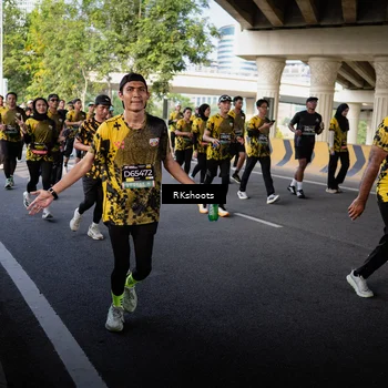 Runner Photo 6495376