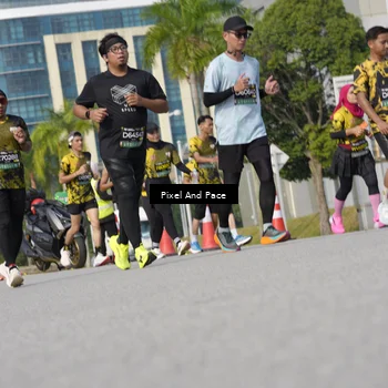 Runner Photo 6495407