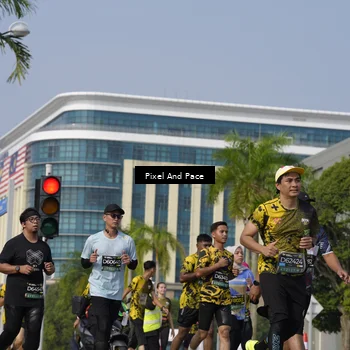 Runner Photo 6495414