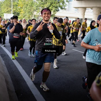 Runner Photo 6495419