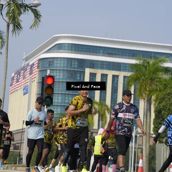 Runner Photo 6495449