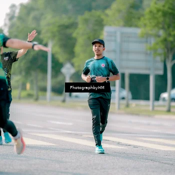 Runner Photo 6495495