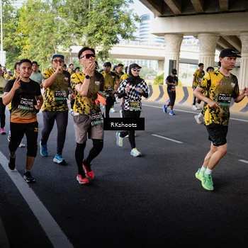 Runner Photo 6495512