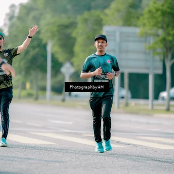 Runner Photo 6495527