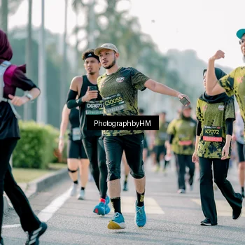 Runner Photo 6495600
