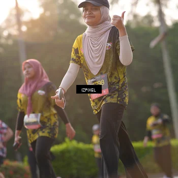Runner Photo 6495635
