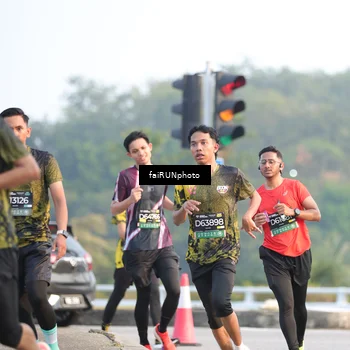 Runner Photo 6495684