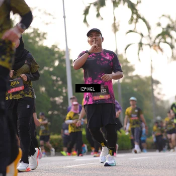 Runner Photo 6495714