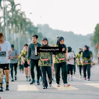 Runner Photo 6495754