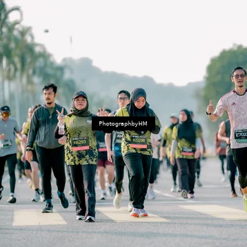Runner Photo 6495786
