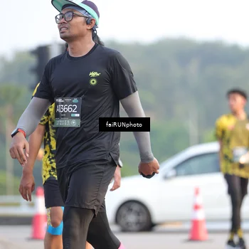 Runner Photo 6495797