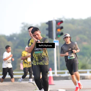 Runner Photo 6495801