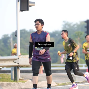 Runner Photo 6495835