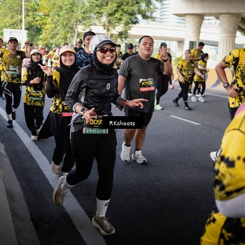 Runner Photo 6495875
