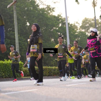 Runner Photo 6495877