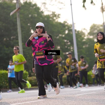 Runner Photo 6495929