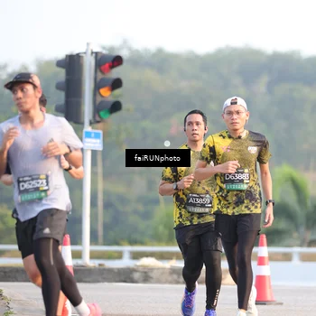 Runner Photo 6495945