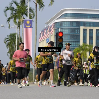 Runner Photo 6496001
