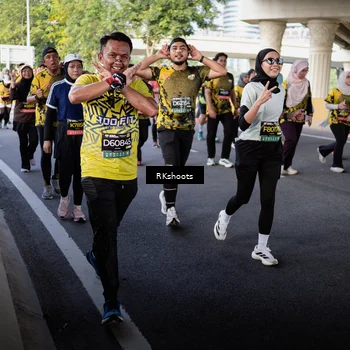 Runner Photo 6496004