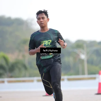 Runner Photo 6496005
