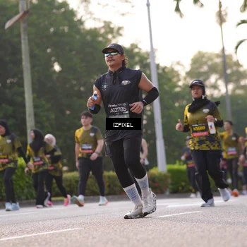 Runner Photo 6496010