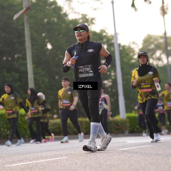Runner Photo 6496013