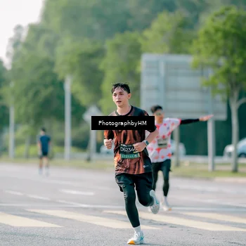 Runner Photo 6496038