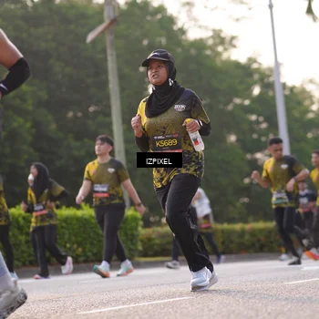 Runner Photo 6496053