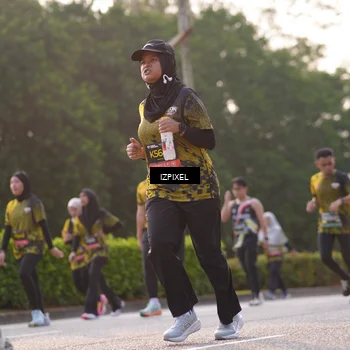 Runner Photo 6496075