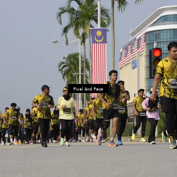 Runner Photo 6496077