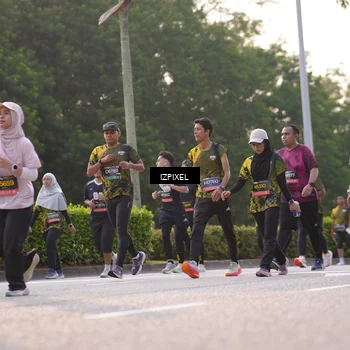 Runner Photo 6496083