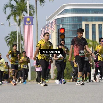 Runner Photo 6496085